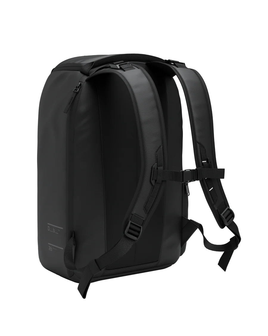Ramverk_Backpack_26L_Black_Out-2